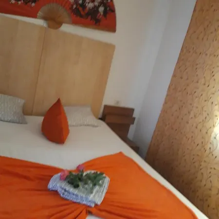 Choco-latte 3* Костинешти